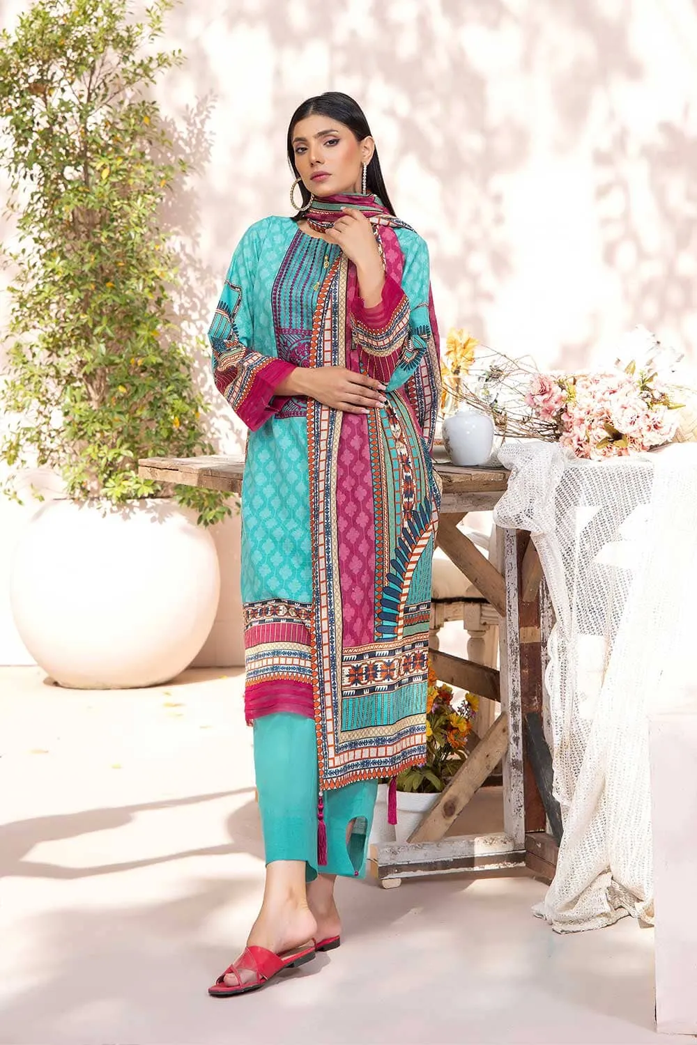 3 Pcs Unstitched Emb Khaddar Suit KKE-2215