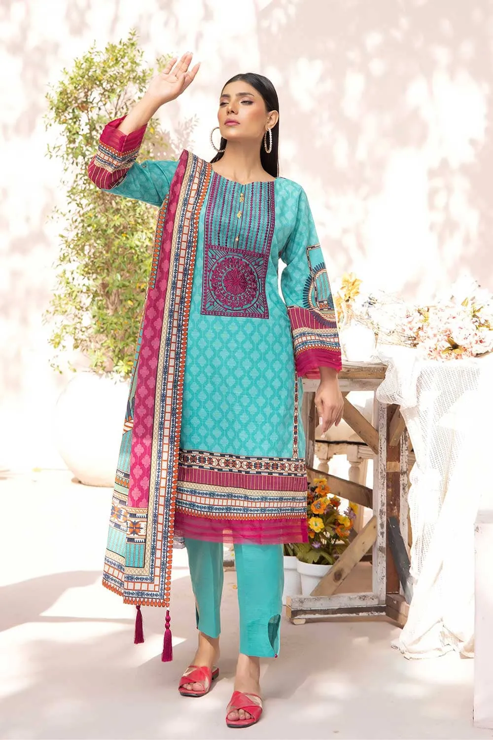 3 Pcs Unstitched Emb Khaddar Suit KKE-2215