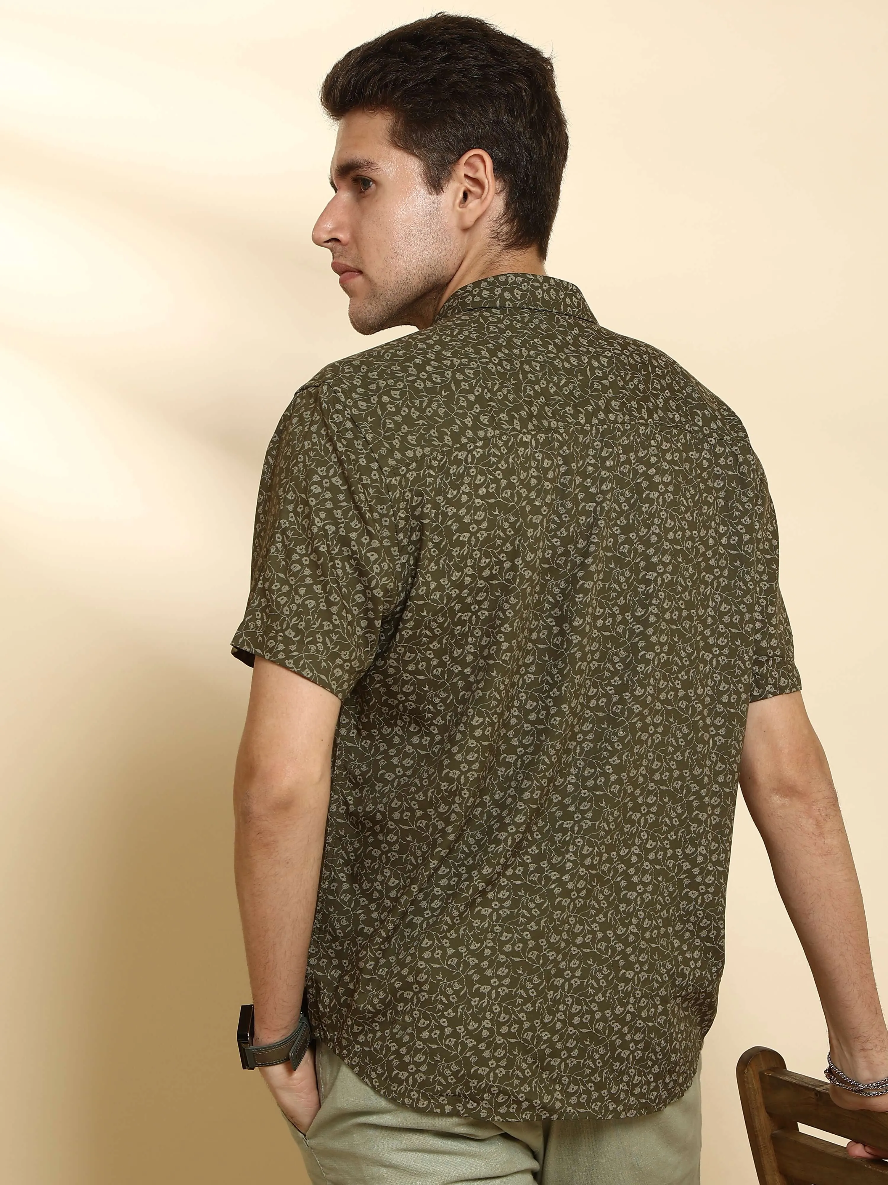 Green casual floral AOP half sleeves shirt